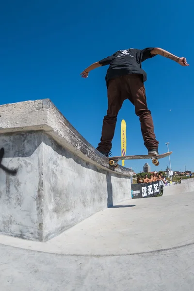 Thiago Monteiro durante la DC Skate Challenge — Foto Stock