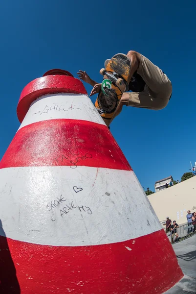 Pedro Roseiro durante la DC Skate Challenge — Foto Stock