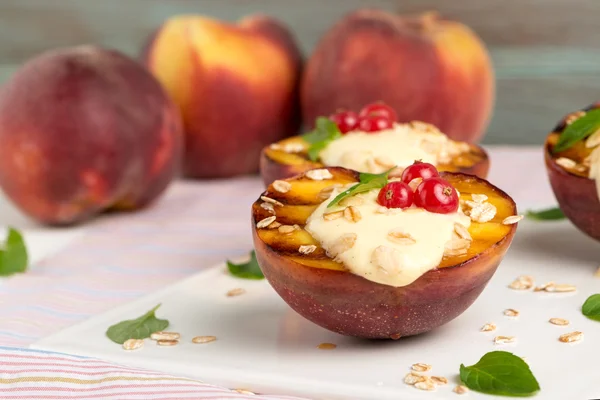 Grilled peaches dessert