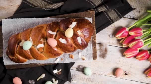 Torta Tradizionale Portoghese Pasqua Folar Con Uova Sul Tavolo Pasquale — Video Stock