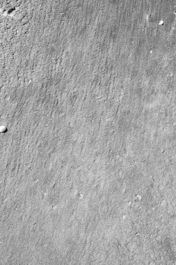 Kumda karmaşık desenler oluşmuş, gri manzara fotoğrafı..