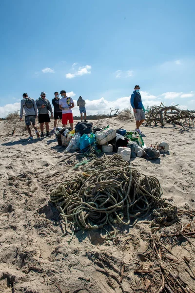 Ovar Portugal Circa April 2021 Portuguese Volunteer Group Keeping Plastic — 图库照片