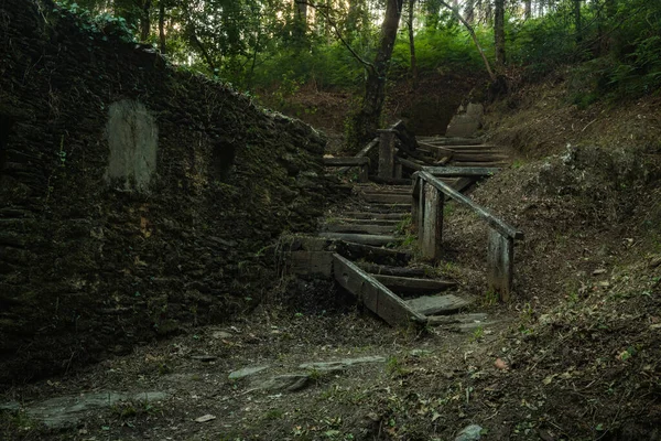 Maceda Portekiz Deki Stalisnau Çeşmesinin Parkındaki Stalisnau Çeşme Merdivenleri — Stok fotoğraf