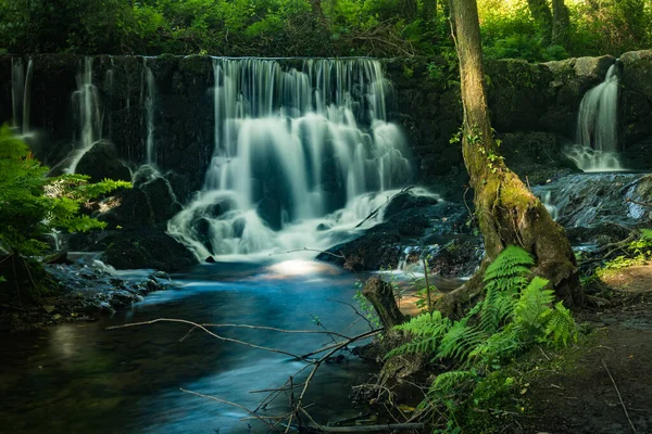 Cascata Vicino Alla Spiaggia Fluviale Mamoa Milheiros Poiares Santa Maria — Foto Stock