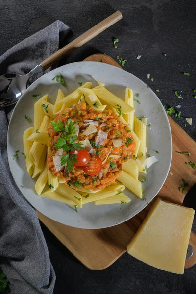 Vegetarian Lentil Bolognese Sauce Penne Pasta Dark Background Healthy Eating — Stock Photo, Image