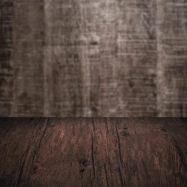 木製の壁を持つテーブル — ストック写真