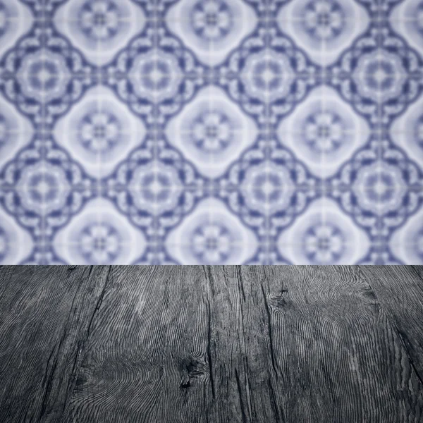 Wood table top and blur  ceramic tile  wall — Stock Photo, Image