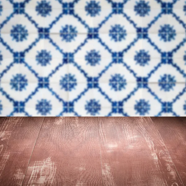 Wood table top and blur  ceramic tile  wall — Stock Photo, Image