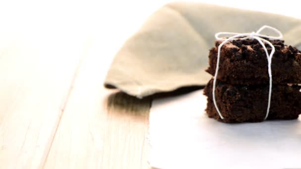 Sabrosos brownies de chocolate — Vídeos de Stock