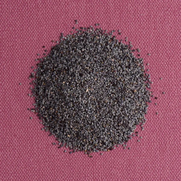 Circle of poppy seeds — Stock Photo, Image