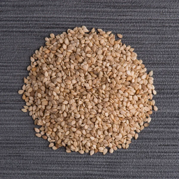Circle of sesame seeds — Stock Photo, Image