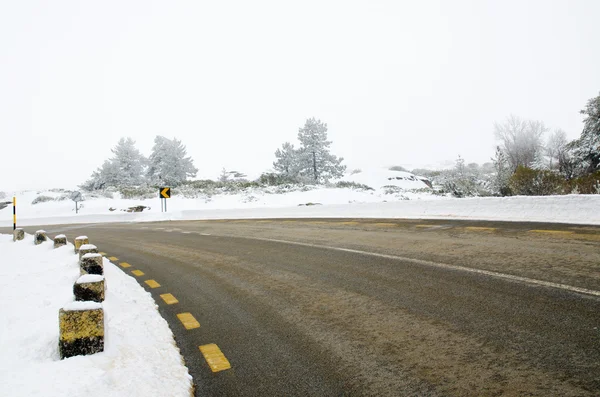 Snowy Road — Stock Photo, Image