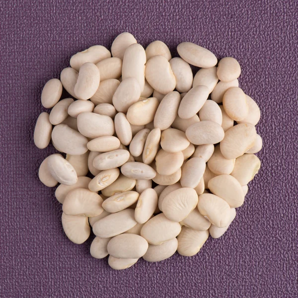 Circle of white beans — Stock Photo, Image