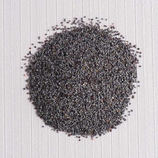 Circle of poppy seeds — Stock Photo, Image