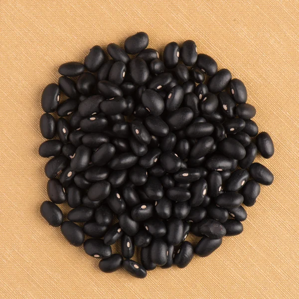 Circle of black beans — Stock Photo, Image