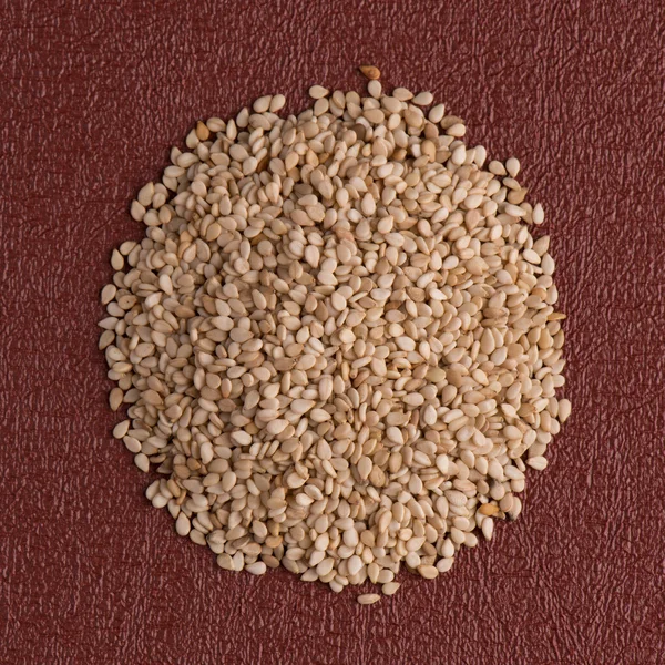 Circle of sesame seeds — Stock Photo, Image