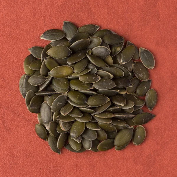 Circle of pumpkin seeds — Stock Photo, Image