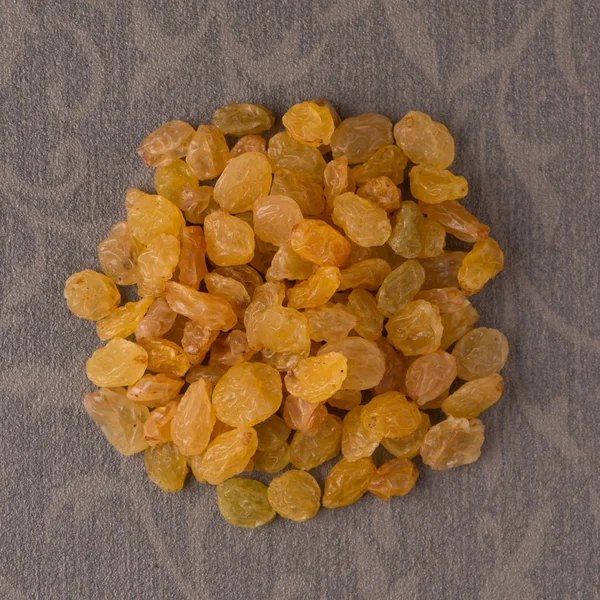 Cercle de raisins secs dorés — Photo