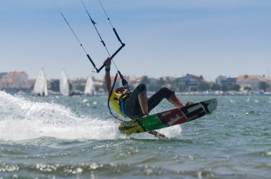 Paulo Azevedo kitesurfing