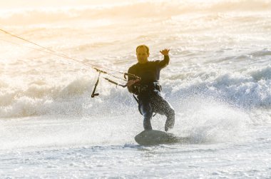 Kitesurfer 