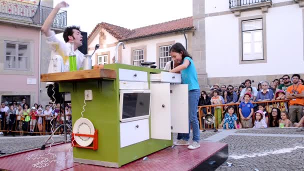 The Yelling Kitchen Prince interprété par Bram Graafland de Holand — Video