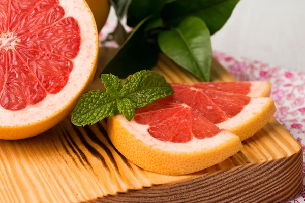 Ripe grapefruit — Stock Photo, Image