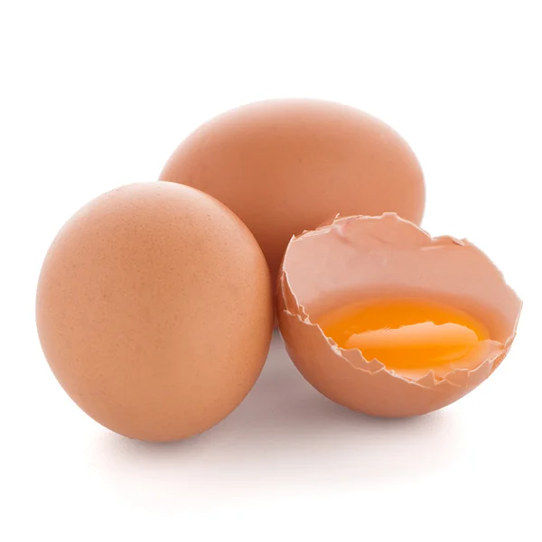 Uova crude isolate su bianco — Foto Stock