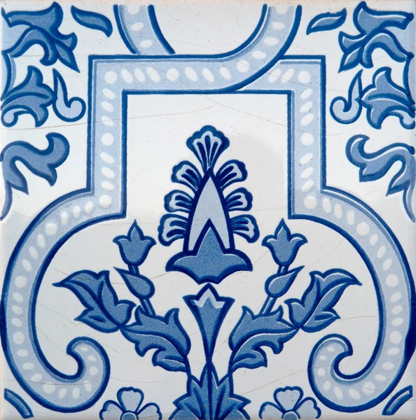 Azulejos tradicionales esmaltados portugueses — Foto de Stock