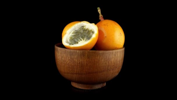 Пристрасні фрукти маракуя гранаділла — стокове відео