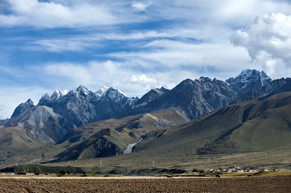 Paisaje montañoso de otoño — Foto de Stock