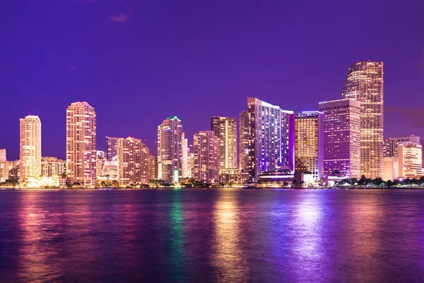 Nocturna del Skyline de Miami —  Fotos de Stock