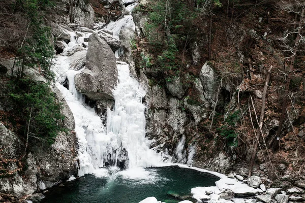 Kallt Vinterlandskap Vid Bish Bash Falls New York Och Massachusetts — Stockfoto