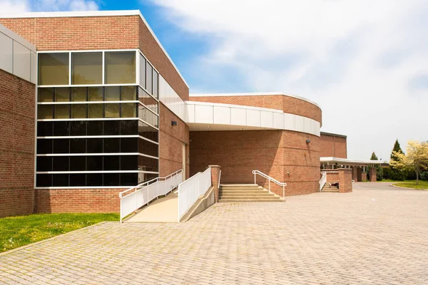 Vista Exterior Típico Edifício Escolar Americano — Fotografia de Stock