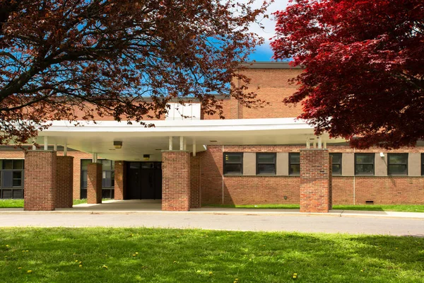 Vista Esterna Tipico Edificio Scolastico Americano — Foto Stock