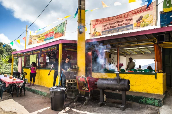 軽食スタンド エル Yunque 熱帯雨林、プエルトリコ — ストック写真