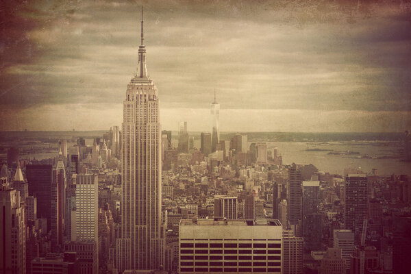 Vintage tone New York City skyline with texture effect