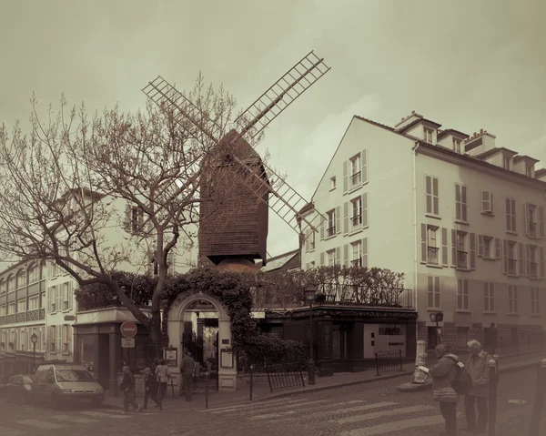 Moulin de la Galette στη Μονμάρτρη του Παρισιού — Φωτογραφία Αρχείου