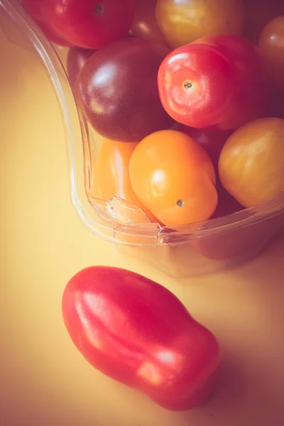 Tomates de uva —  Fotos de Stock