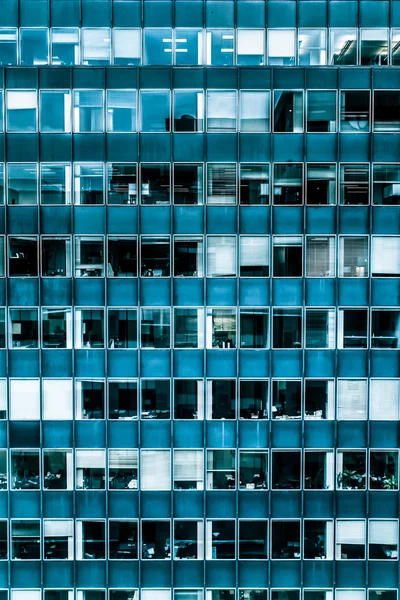 Kantoor gebouw windows — Stockfoto