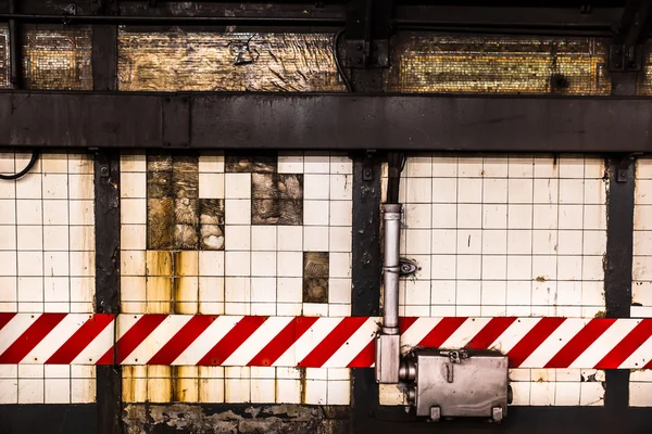 地下鉄の壁の背景 — ストック写真