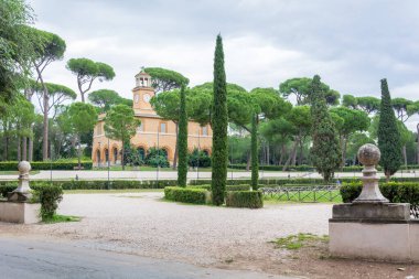 Roma, İtalya - 04 Ekim 2018: Piazza di Siena, Villa Borghese Bahçeleri, Roma