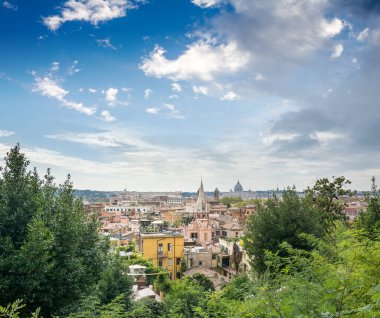 Roma, İtalya - Ekim 04, 2018: Sonsuz Şehir çatılarının güzel manzarası