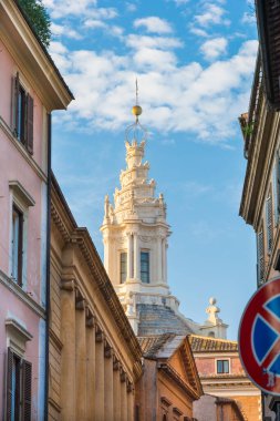 Roma, İtalya - 04 Ekim 2018: Roma 'da alışılmadık kubbe Chiesa di Sant' Ivo alla Sapienza