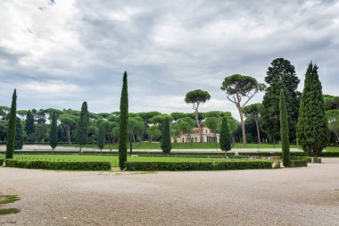 Roma, İtalya - 04 Ekim 2018: Piazza di Siena, Villa Borghese Bahçeleri, Roma