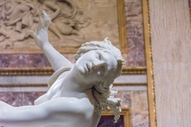 Roma, İtalya - 05 Ekim 2018: Persephone ve Pluto heykeli, Gian Lorenzo Bernini