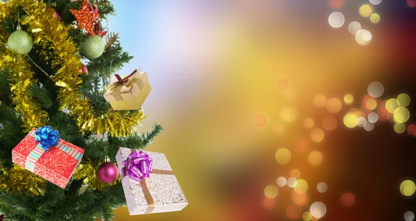 Рождество на дереве. Новый год с праздниками Подарки — стоковое фото