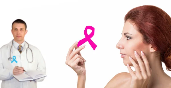 Mujer con el símbolo de la cinta rosa salud femenina Imagen de archivo