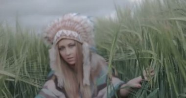 Kızılderili Kızılderili alanında güzel kadın arıyorum.