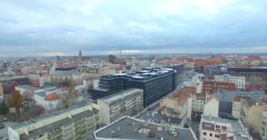 Hava: Sonbaharda, Polonya Wroclaw