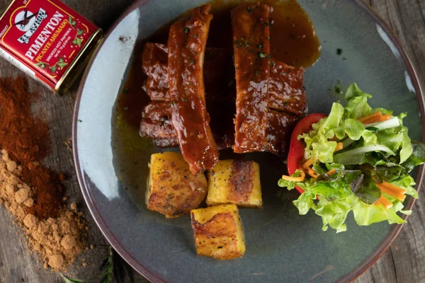 Kahverengi Şeker Kimyon Füme Paprika Bbq Soslu Sarımsak Tozu Ile — Stok fotoğraf